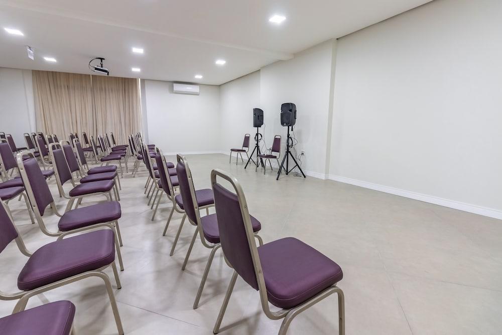 Ilha Da Madeira Hotel Balneario Camboriu
